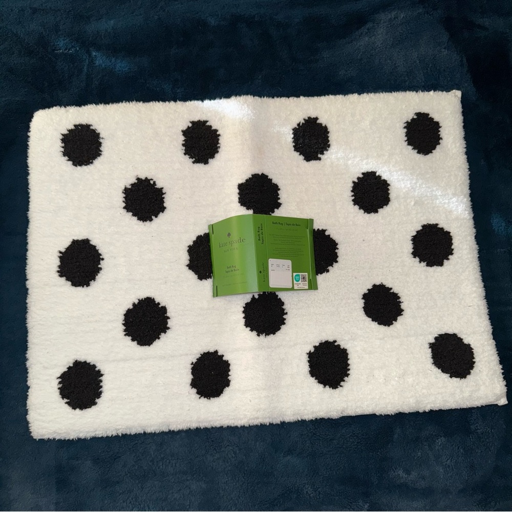 NEW! KATE SPADE Bath Rug White w/ Black Polka Dots 17” x 24” Brand New With Tag